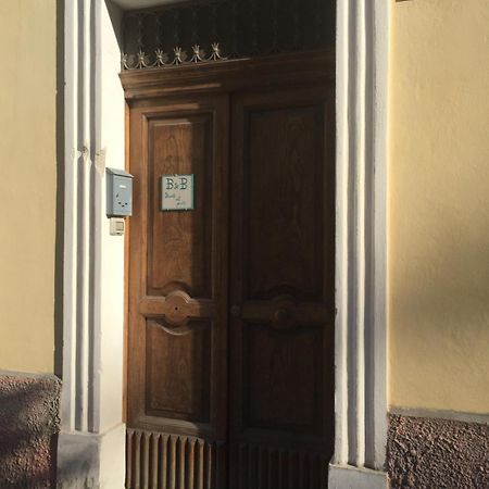Fronte Al Porto Apartamento Salerno Exterior foto