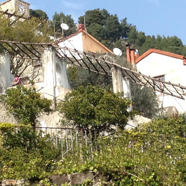 Fronte Al Porto Apartamento Salerno Exterior foto