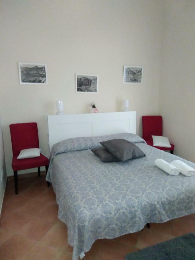 Fronte Al Porto Apartamento Salerno Exterior foto